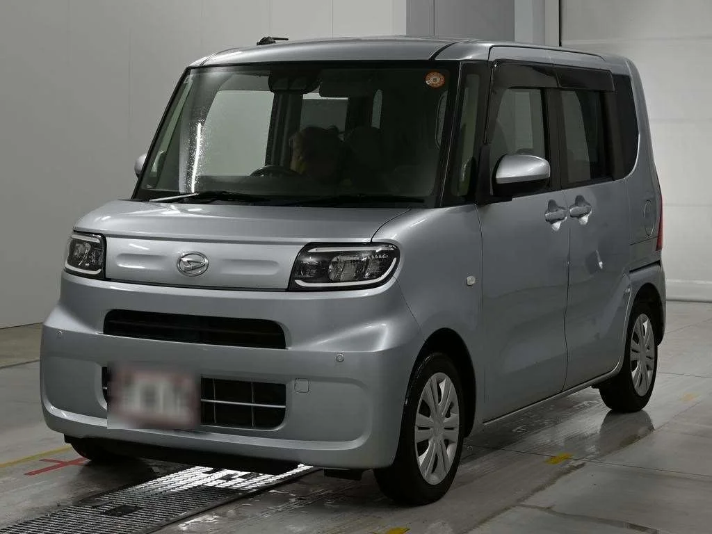 Daihatsu Tanto LA650S 2021