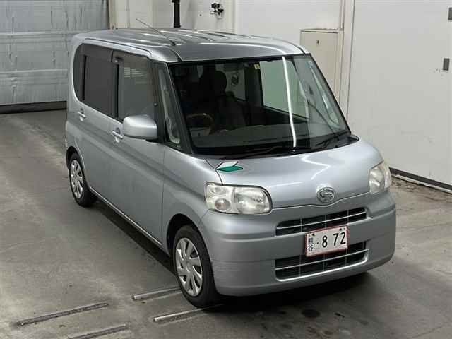 90076 Daihatsu Tanto L375S 2011 г. (MIRIVE Saitama)