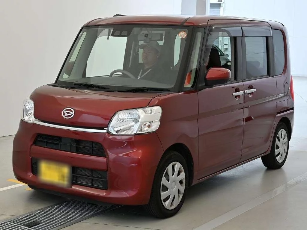 Daihatsu Tanto LA600S 2018