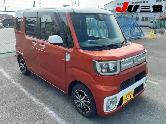 Daihatsu Wake LA700S 2018