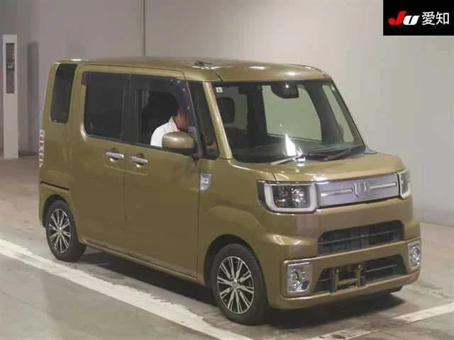 Daihatsu Wake LA700S 2019