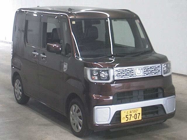 2096 Daihatsu Wake LA700S 2016 г. (JU Ibaraki)