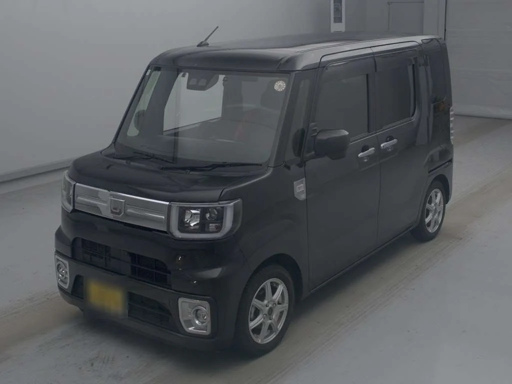 Daihatsu Wake LA700S 2020