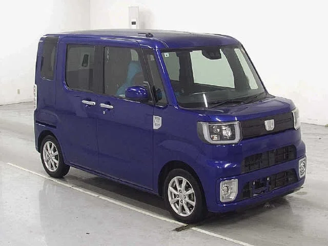 Daihatsu Wake LA700S 2019