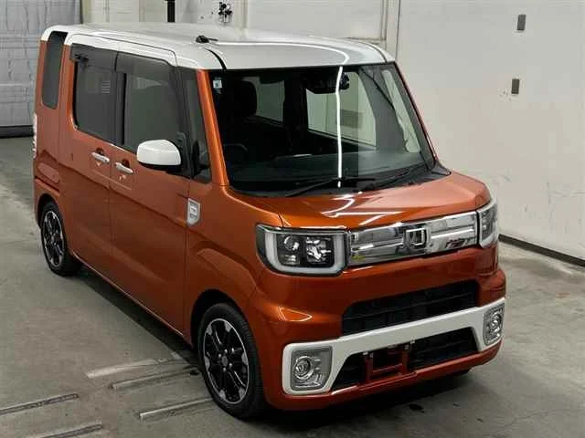 Daihatsu Wake LA700S 2019