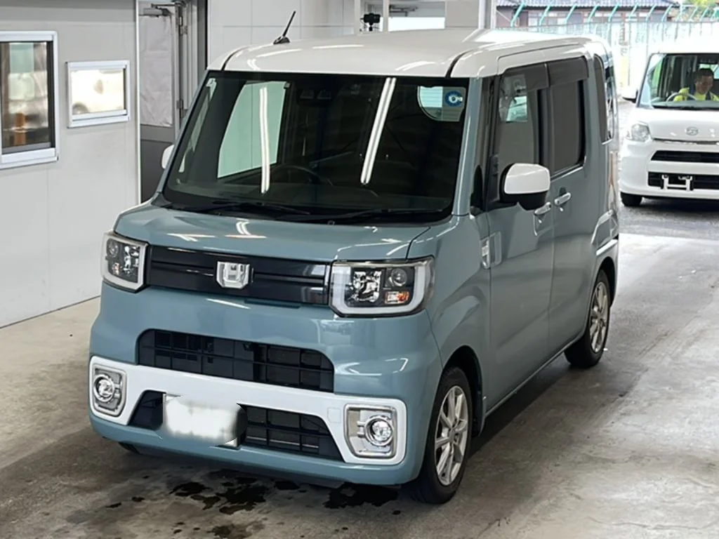 Daihatsu Wake LA700S 2021