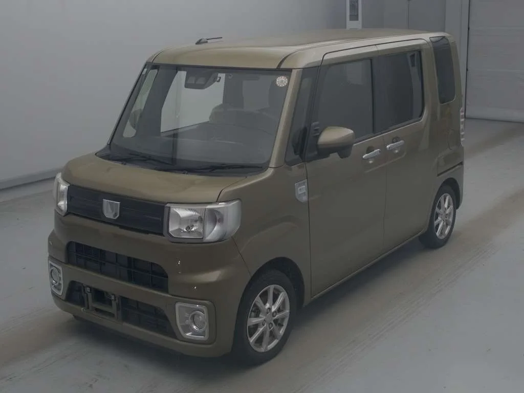 Daihatsu Wake LA700S 2022