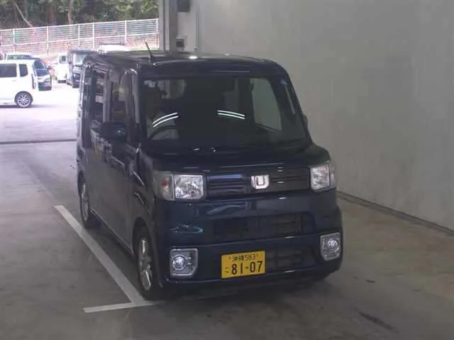 Daihatsu Wake LA700S 2021