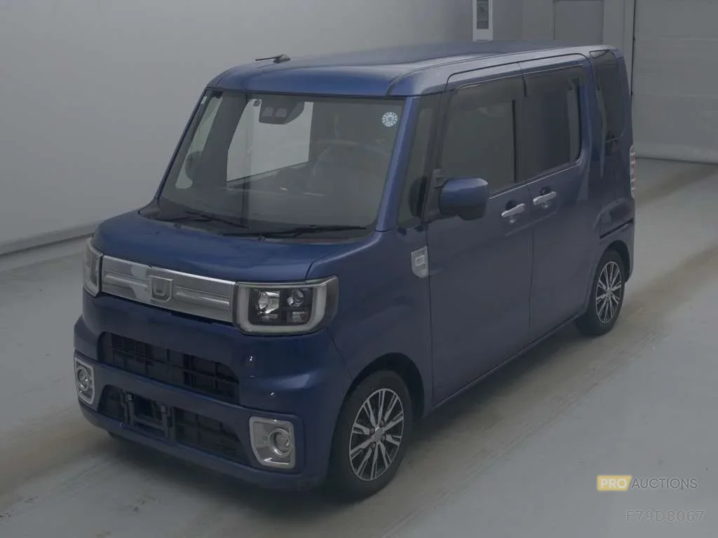 Daihatsu Wake LA700S 2018