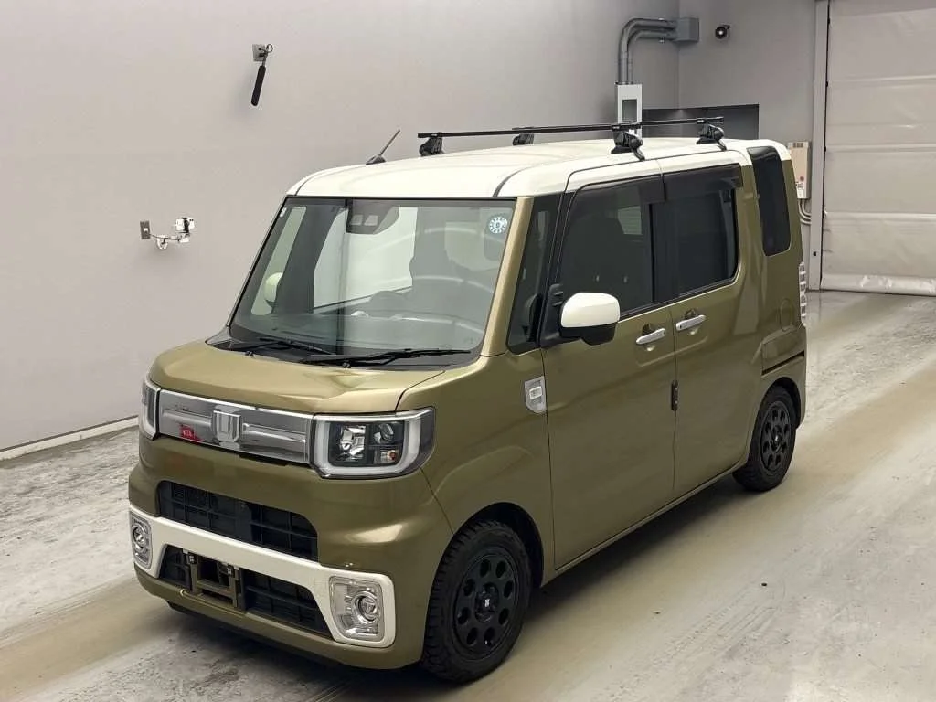 Daihatsu Wake LA700S 2020