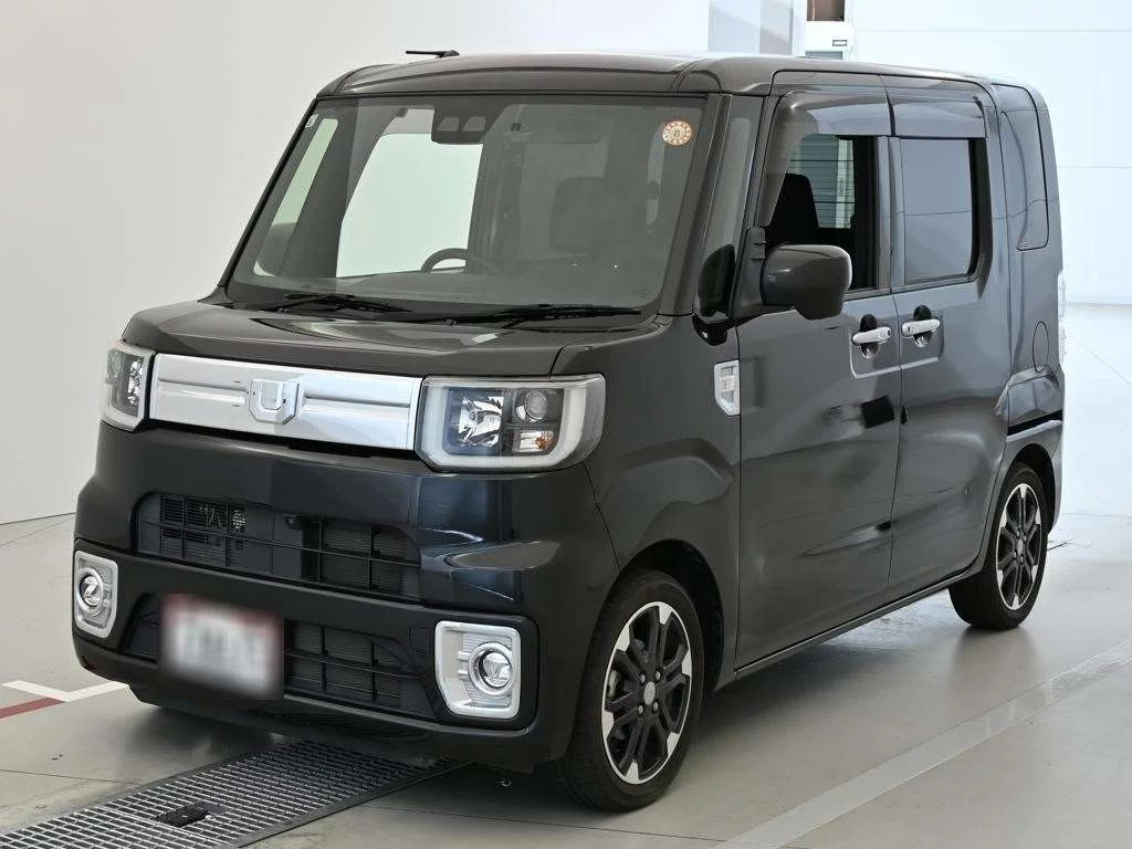 Daihatsu Wake LA700S 2019