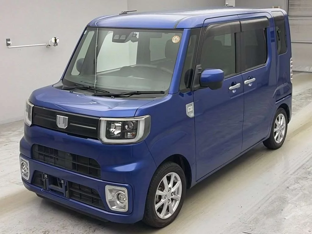 Daihatsu Wake LA700S 2019