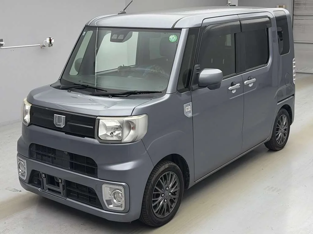 Daihatsu Wake LA700S 2019