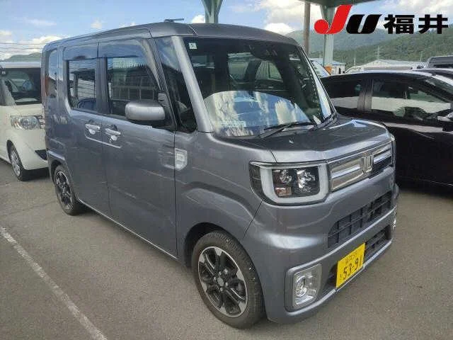 Daihatsu Wake LA700S 2018