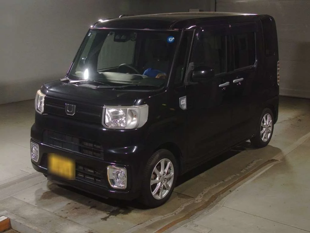 Daihatsu Wake LA700S 2018