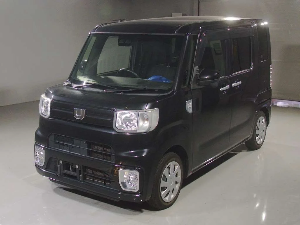 Daihatsu Wake LA700S 2021