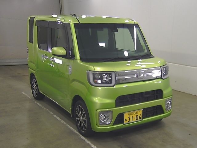 60124 Daihatsu Wake LA700S 2017 г. (Honda Kyushu)