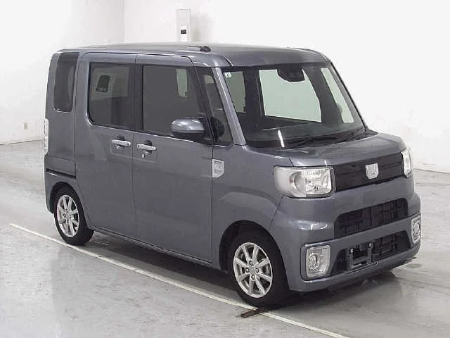 Daihatsu Wake LA700S 2022