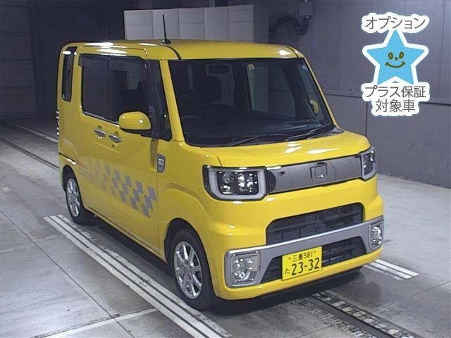 60252 Daihatsu Wake LA700S 2015 г. (JU Gifu)