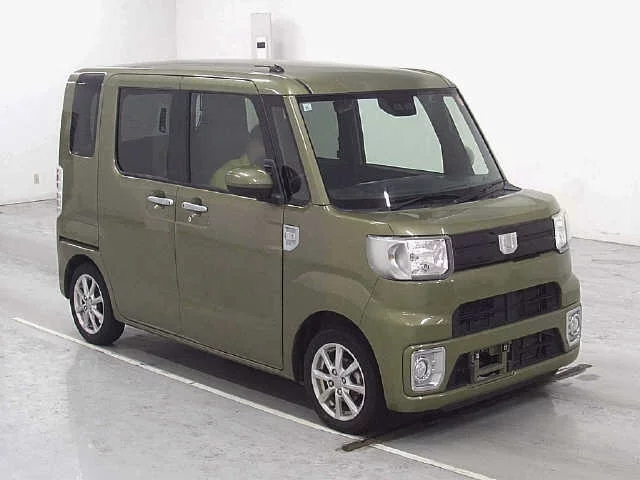 Daihatsu Wake LA700S 2022