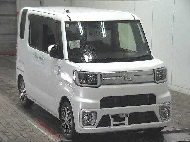 Daihatsu Wake LA710S 2021
