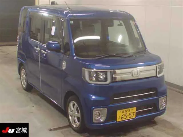 Daihatsu Wake LA710S 2018