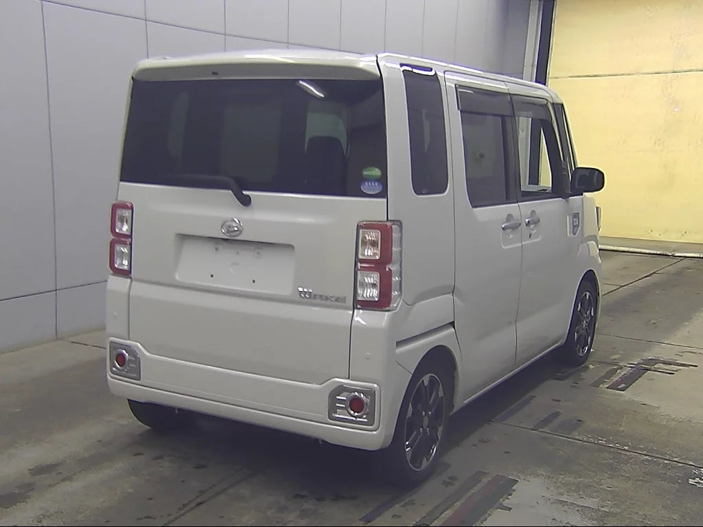 Daihatsu Wake LA700S 2019