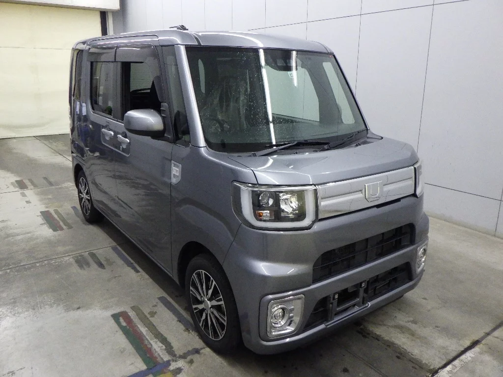 Daihatsu Wake LA700S 2019