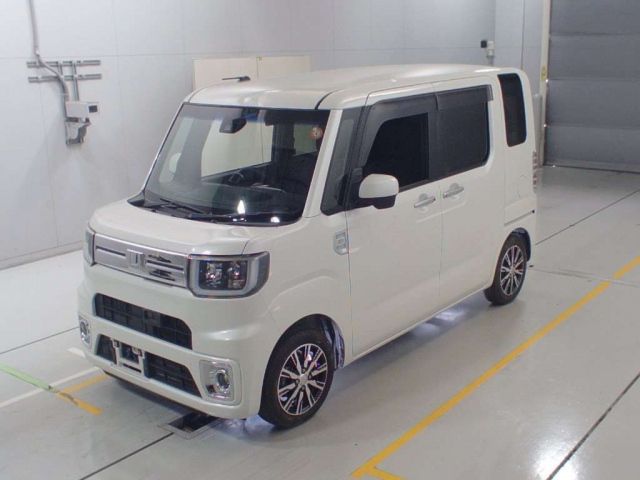 9 Daihatsu Wake LA700S 2016 г. (CAA Chubu)