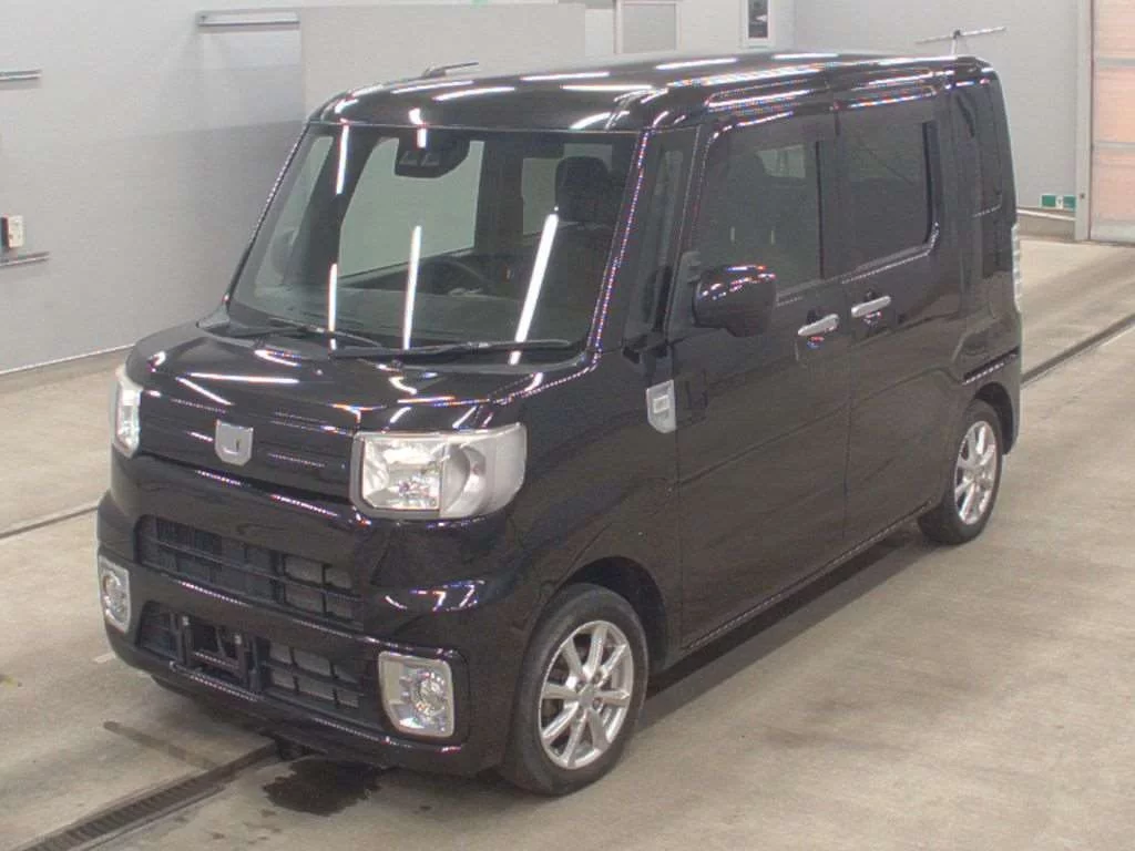Daihatsu Wake LA710S 2018