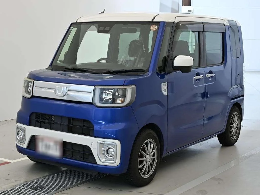 Daihatsu Wake LA700S 2018