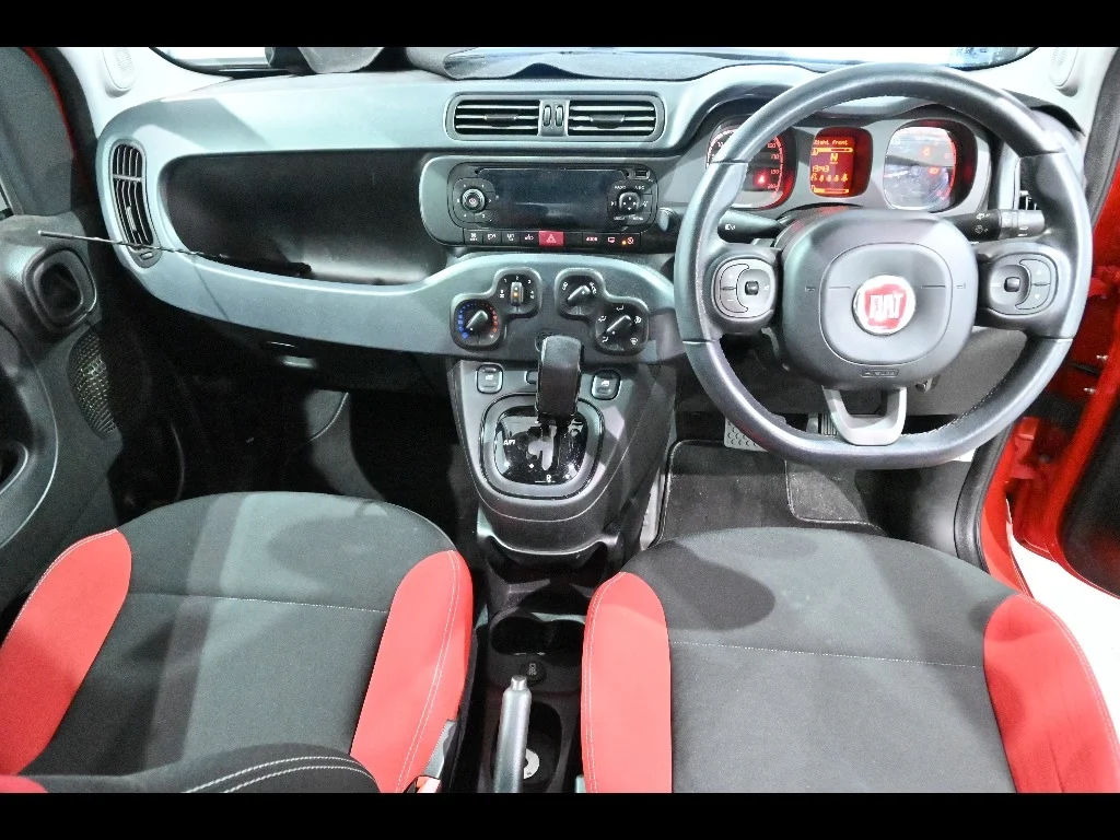 Fiat Panda 13909 2020