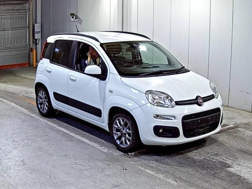 Fiat Panda 13909 2019
