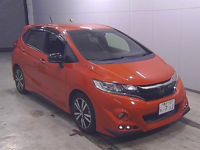 10048 HONDA FIT GK5 2018 г. (Honda Tokyo)