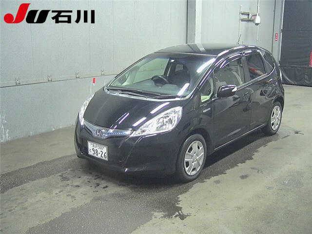 1060 HONDA FIT GP1 2013 г. (JU Ishikawa)