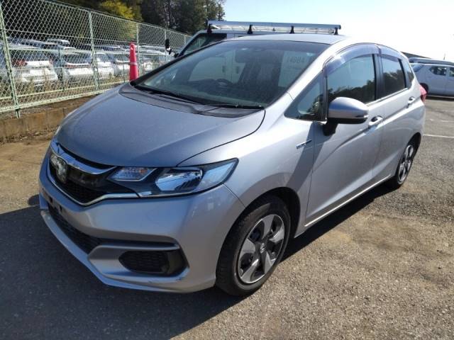 14984 HONDA FIT GP5 2018 г. (LUM Tokyo Nyusatsu)