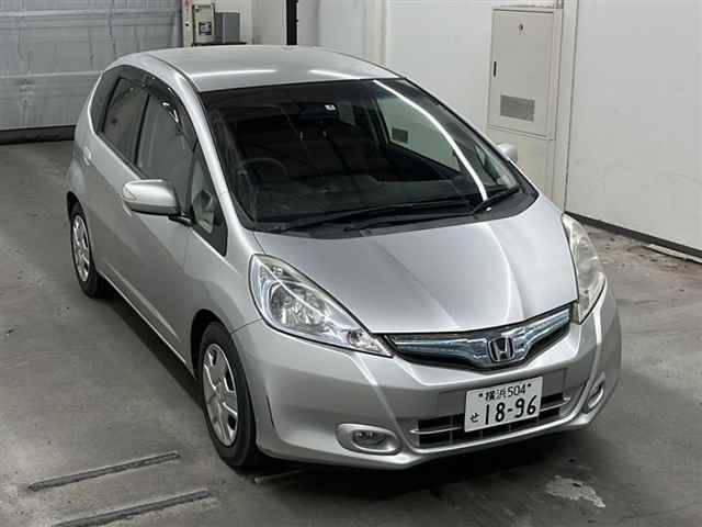 20162 HONDA FIT GP1 2011 г. (MIRIVE Saitama)