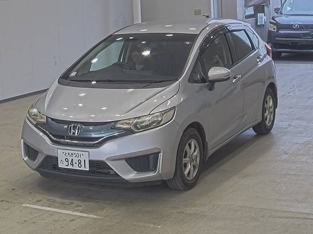 20473 HONDA FIT GK3 2014 г. (ARAI Oyama VT)