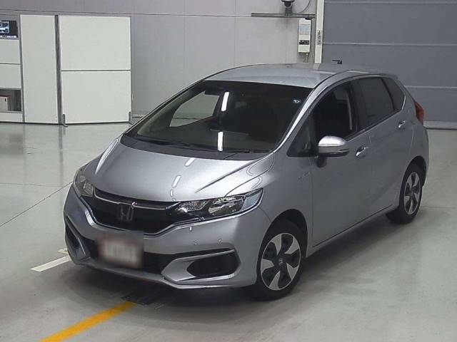 30214 HONDA FIT GP5 2018 г. (CAA Chubu)