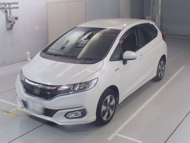 30322 HONDA FIT GP5 2018 г. (CAA Chubu)