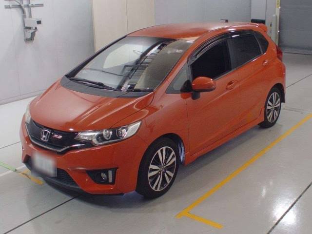 30326 HONDA FIT GK5 2014 г. (CAA Chubu)