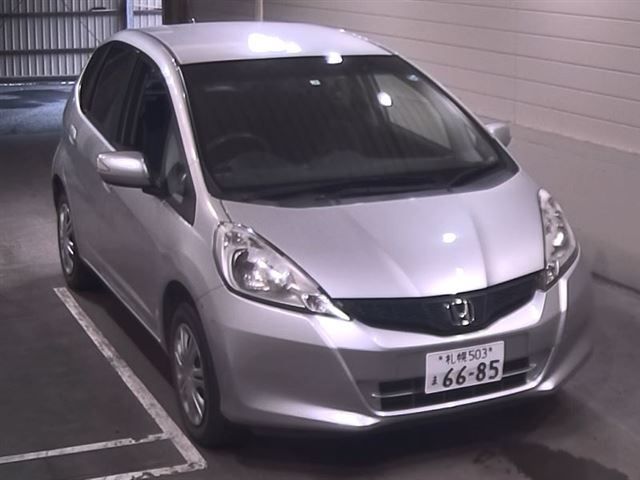 3329 HONDA FIT GE7 2013 г. (SAA Sapporo)