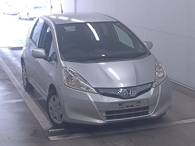 4068 HONDA FIT GP1 2011 г. (NAA Fukuoka)