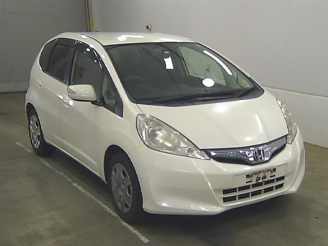 60001 HONDA FIT GP1 2011 г. (Honda Kyushu)