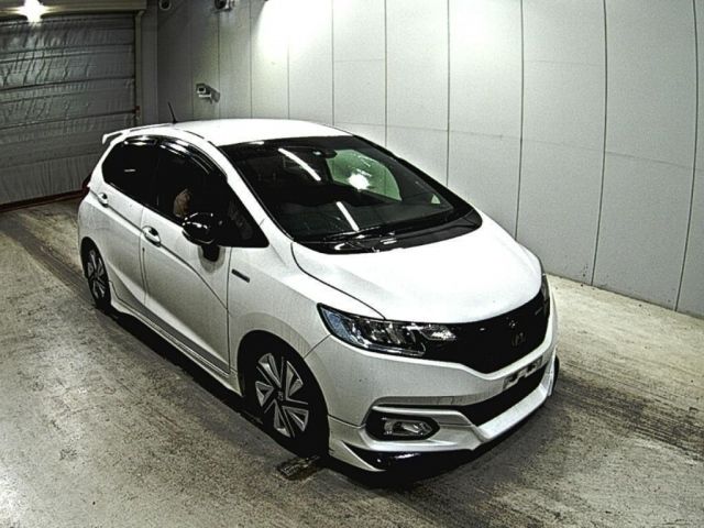 7032 HONDA FIT GP5 2018 г. (LAA Okayama)