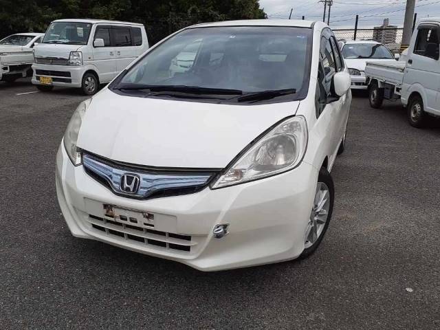 75010 HONDA FIT GP1 2011 г. (CAA Chubu)