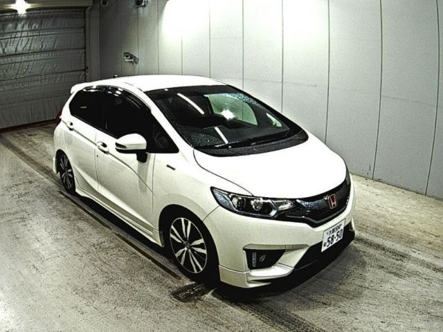 1083 HONDA FIT GP5 2014 г. (LAA Okayama)