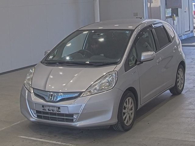 37 HONDA FIT GP1 2013 г. (ARAI Oyama)