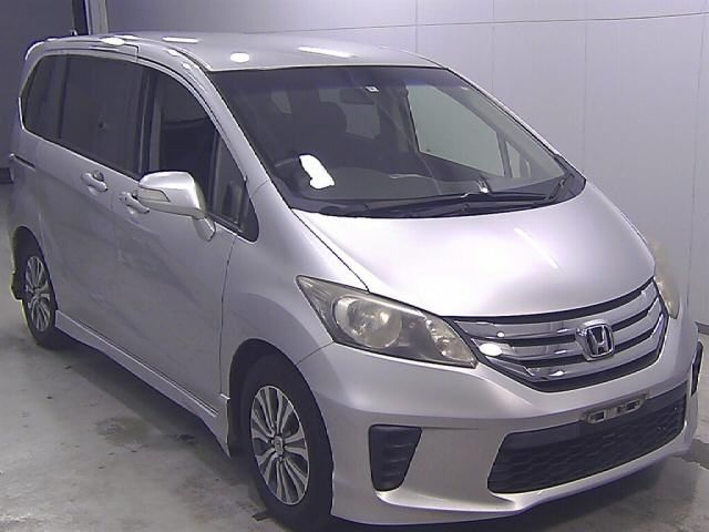 10053 HONDA FREED GB3 2012 г. (Honda Tokyo)