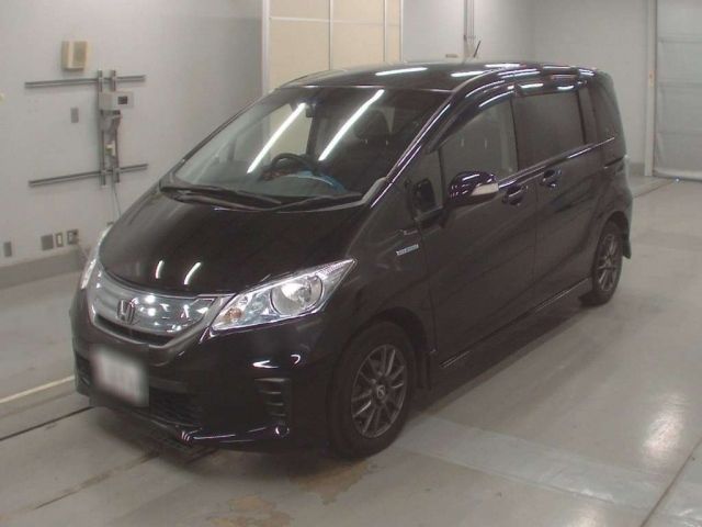 30061 HONDA FREED GP3 2012 г. (CAA Tokyo)